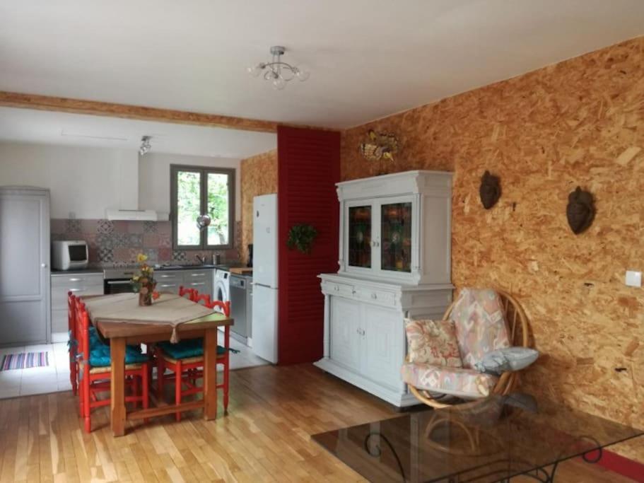 Chemin Des Poetes Apartment Nevers Luaran gambar